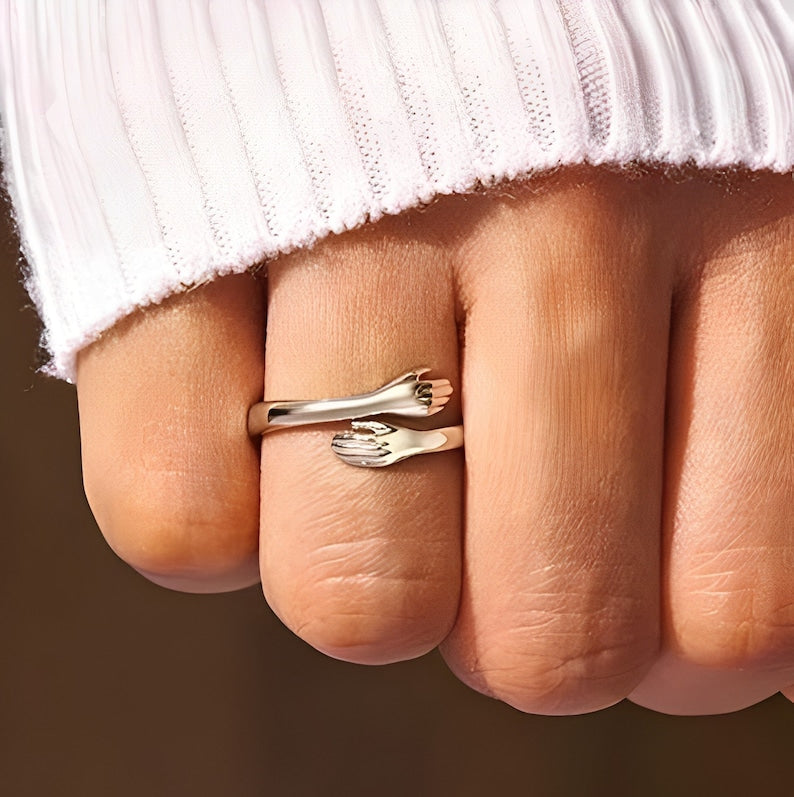 HUG RING - 925 SILVER