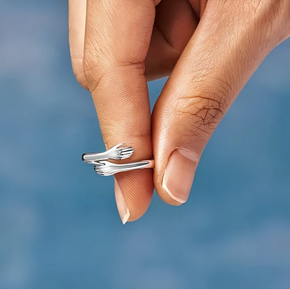 HUG RING - 925 SILVER