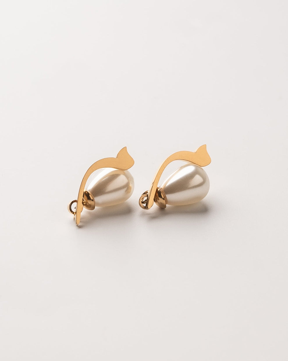 Calligraphed Letter Earrings ق